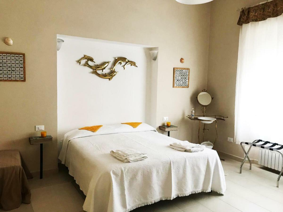 Bed and Breakfast Aria Di Mare Rosignano Solvay Exterior foto